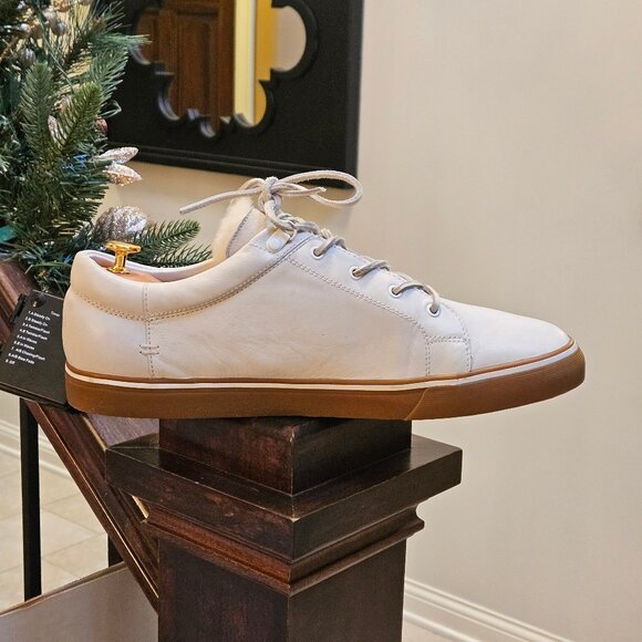 UGG White and Tan Men's Sneakers - Picture 8 of 16